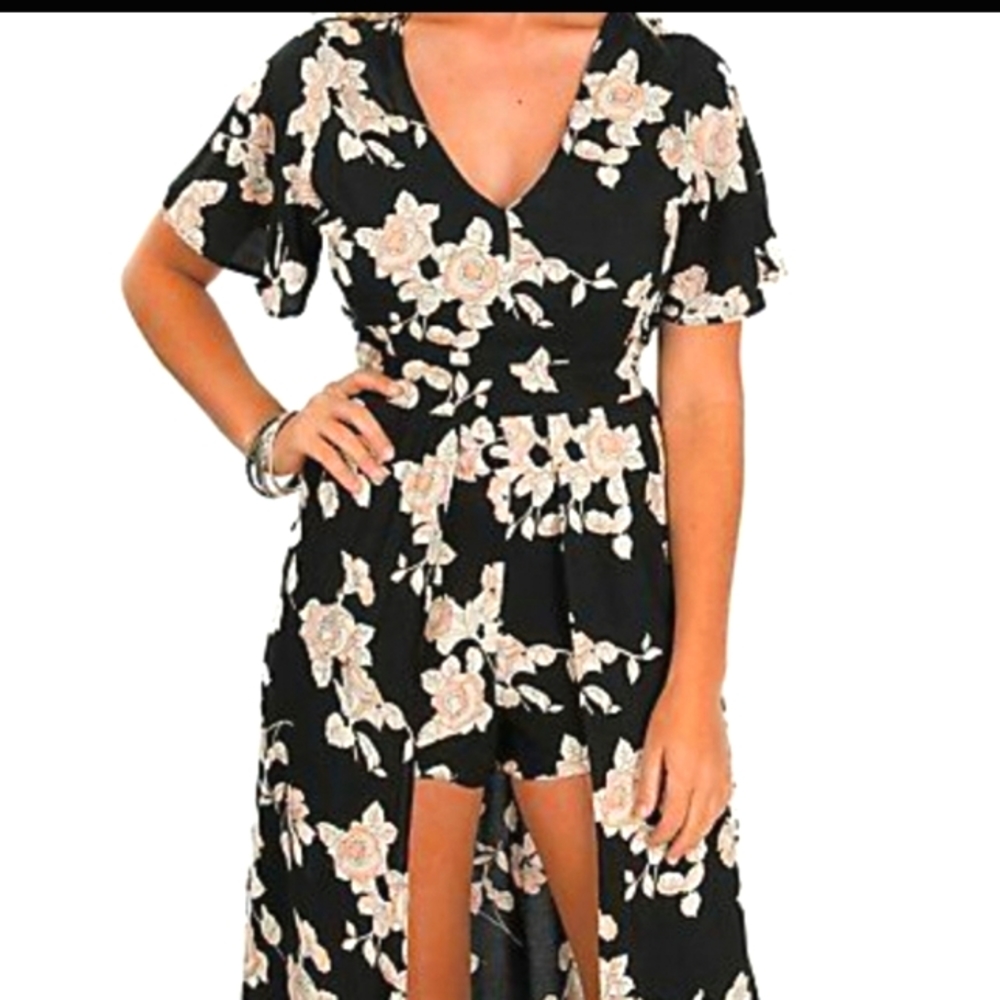 Angie EUC Maxi Overlay Floral Romper, Black & Peach, Size Small